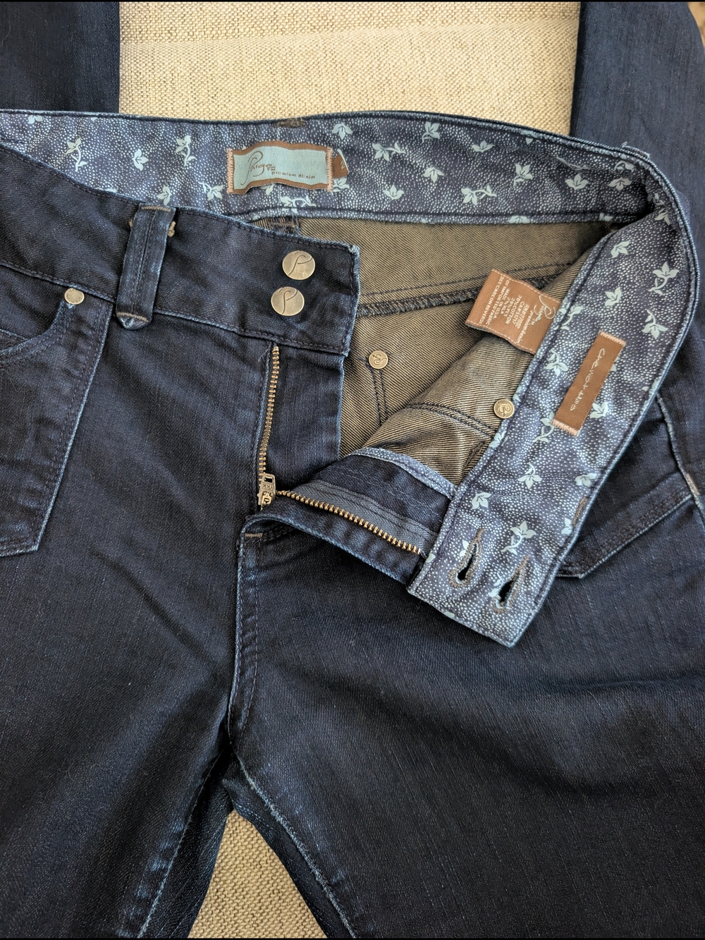 Paige Premium Denim Cheviot Hills Flare Jeans Size 28 Dark Wash Boho - Picture 15 of 16